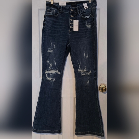 NWT Judy Blue Eliza Mid Rise Button Fly Distressed Trouser Flare Jeans sz 14W - Picture 3 of 7